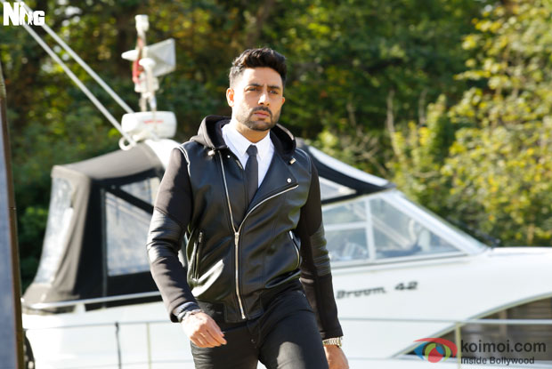 Abhishek Bachchan's exclusive Housefull 3 picture out