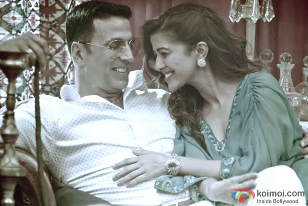 Akshay Kumar and Nimrat Kaur in a still from 'Airlift'