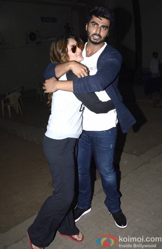 Arjun Kapoor And Kareena Kapoor Spotted At Mehboob Studio