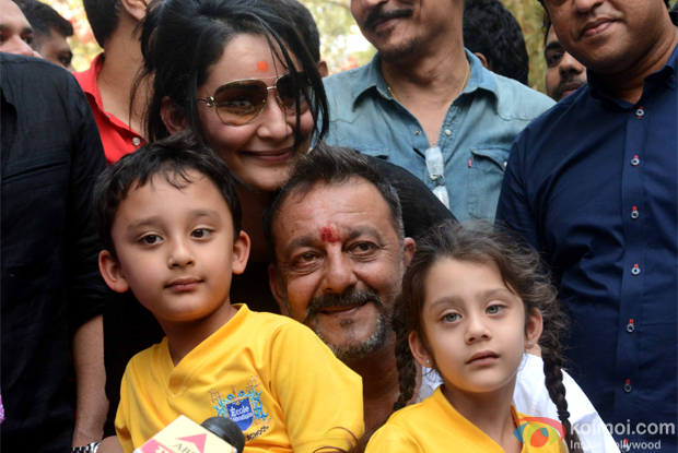 Sanjay Dutt along with his wife Manyata Dutt and children Iqra and Shahraan during a press conference