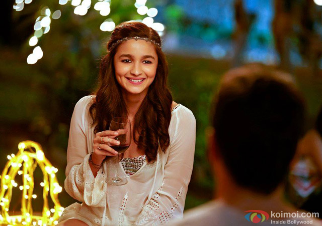 Alia Bhatt in 'Kapoor And Sons' Movie Stills