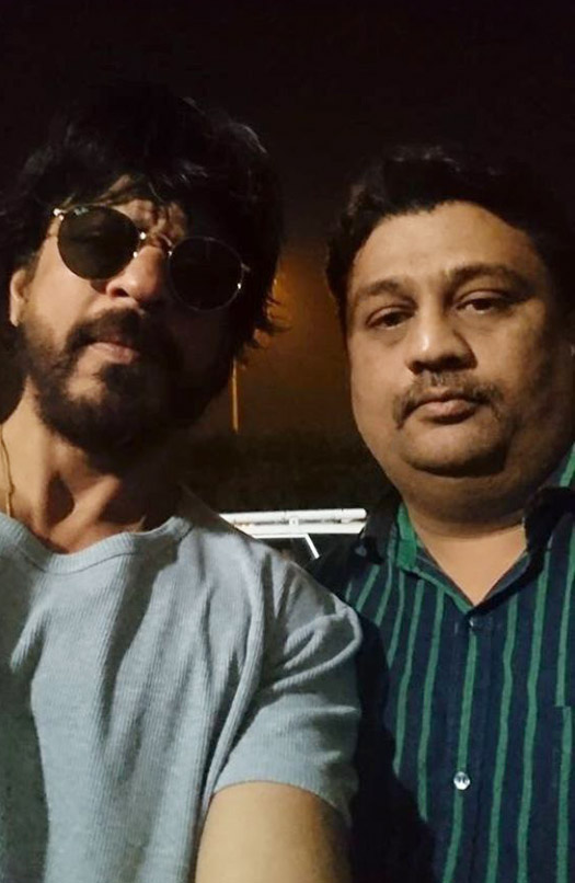 Shah Rukh Khan's Gujarat Shoot For Raees