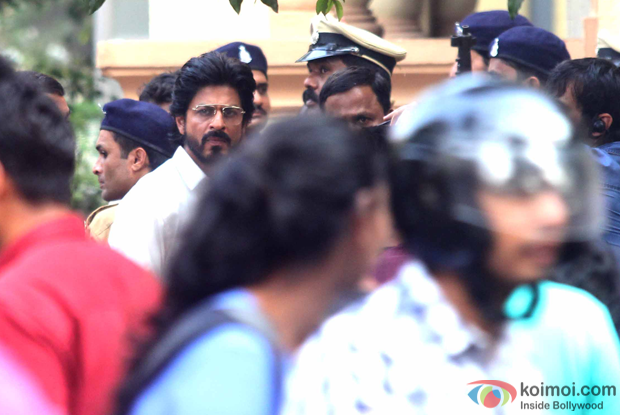 Shah Rukh Khan spotted during the shoot Raees