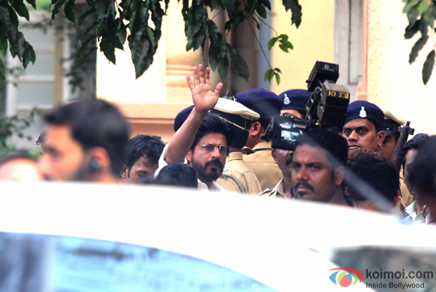 Shah Rukh Khan spotted during the shoot Raees
