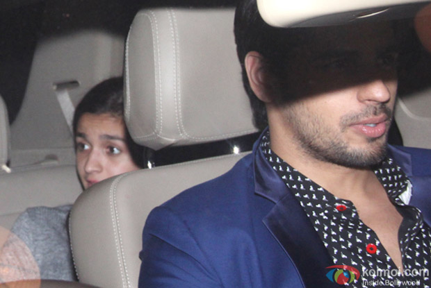 Sidharth Malhotra and Alia Bhatt Snapped at Bandra