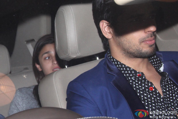 Sidharth Malhotra and Alia Bhatt Snapped at Bandra