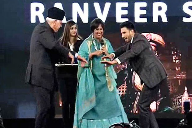 Farooq Abdullah shook a leg with Ranveer Singh