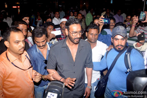 Ajay Devgn back from Delhi after receiving Padma Shri
