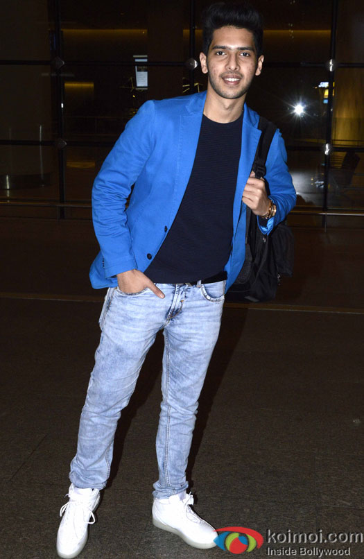 Armaan malik Spotted At Airport