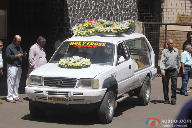 Funeral of Emraan Hashmi's Mother