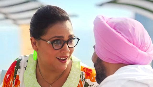 Lara Dutta in a still from movie 'Singh Is Bliing'