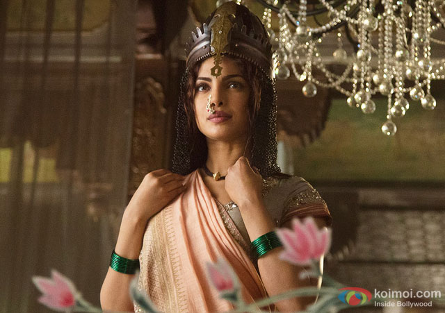 Priyanka Chopra in a still from movie 'Bajirao Mastani'
