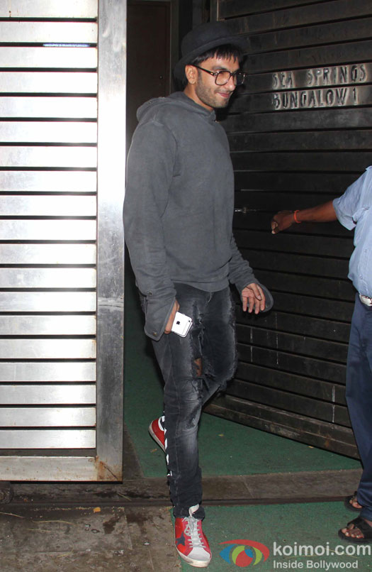 Ranveer Singh Spotted At Zoya Aakhtar House