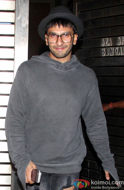 Ranveer Singh Spotted At Zoya Aakhtar House