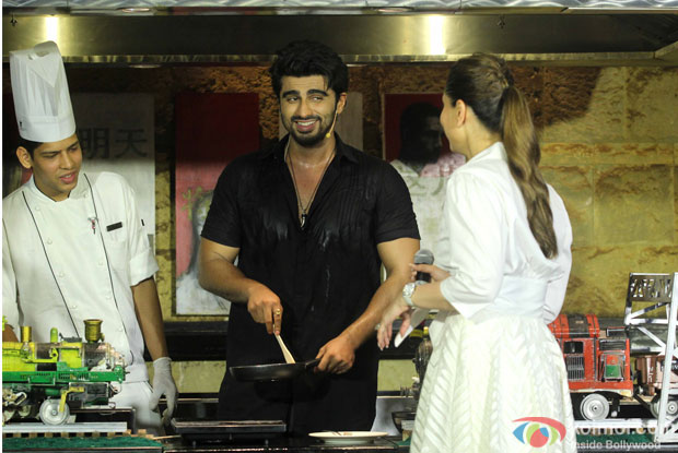 Arjun Kapoor and Kareena Kpaoor during the special lunch organised to promote film Ki and Ka 