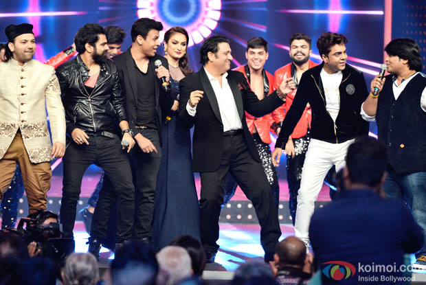 Govinda performing at 8th Mirchi Music Awards