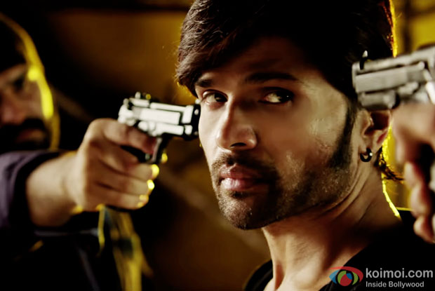 Himesh Reshammiya in a still from Teraa Surroor