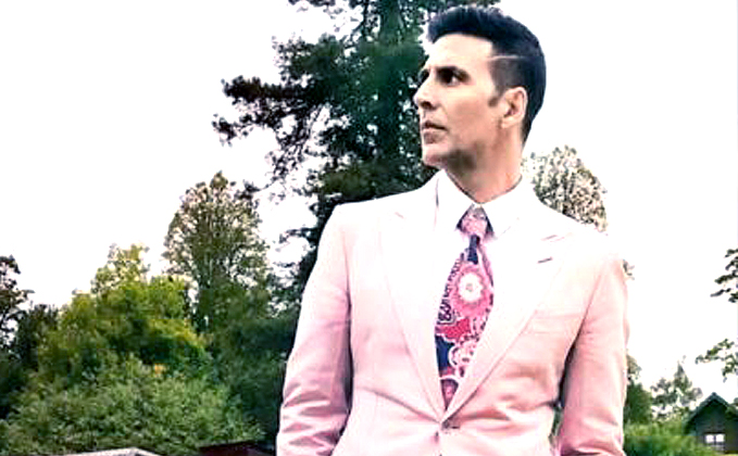 Akshay Does A Hairdo Of Cristiano Ronaldo