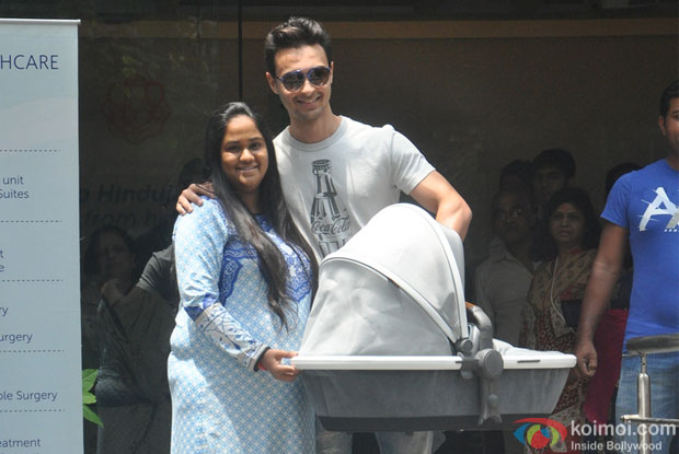 Arpita Khan and Aayush Sharma during the Discharge From Hinduja Hospital
