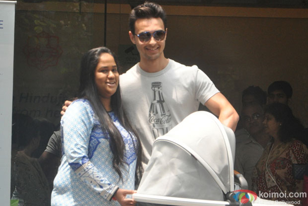 Arpita Khan and Aayush Sharma during the Discharge From Hinduja Hospital