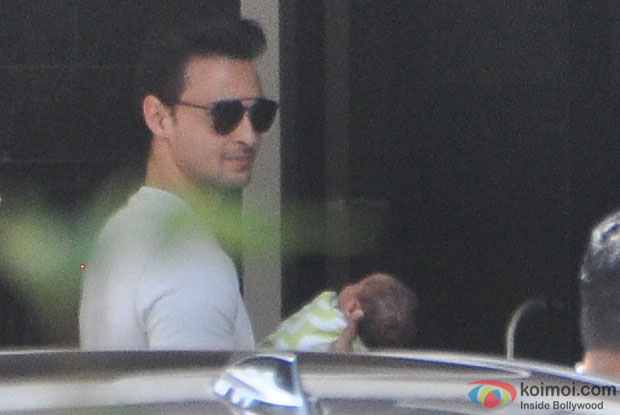 Arpita Khan and Aayush Sharma at Galaxy Apartment 