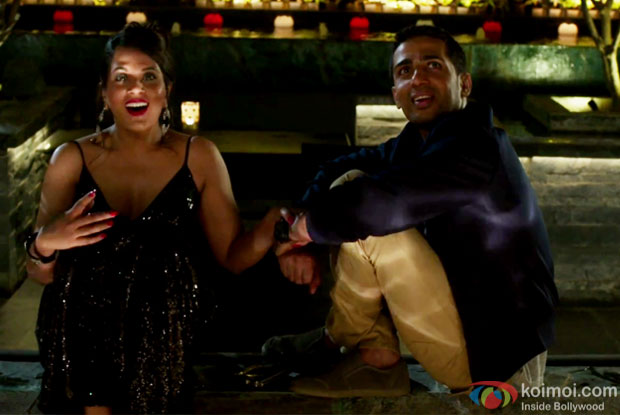 Richa Chadha and Gulshan Devaiah in a Do Anjaane song still from Cabaret