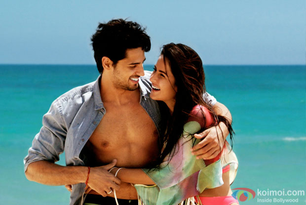 First Look : Sidharth Malhotra - Katrina Kaif Make Up For A Super Romantic Couple