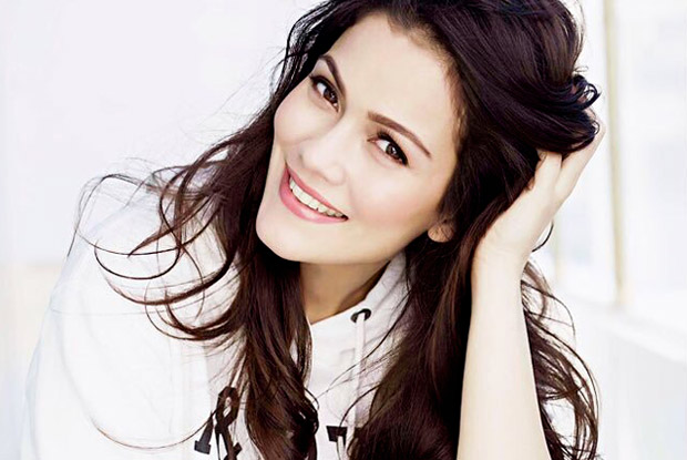 SRK's Fan Actress Says She Is Loving Being A Single Mother