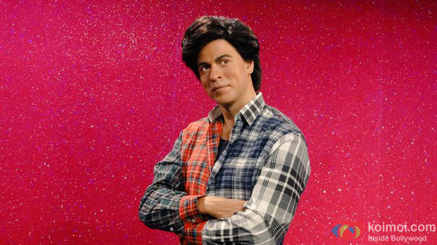 SRK's Biggest Fan Reaches Madame Tussauds