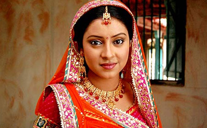 Strangulation marks found on Pratyusha's neck in autopsy, last rites held