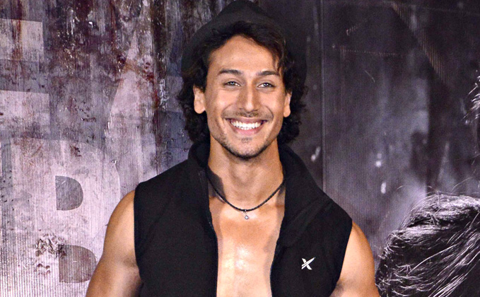 Tiger Shroff Denies His Sexist Remarks; Favours Women Empowerment