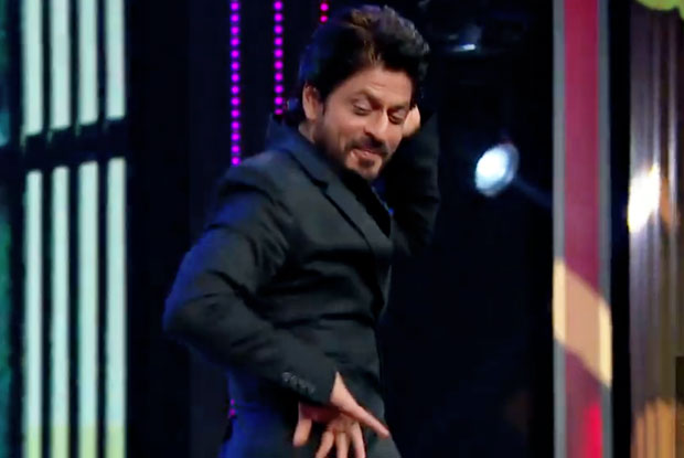 SRK Showing His Dance Moves On A Popular Marathi Song Shantabai