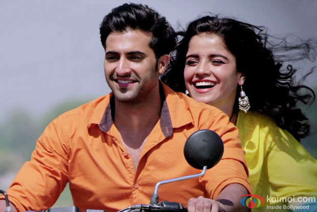 Akshay Oberoi and Pia Bajpai in a still from Laal Rang