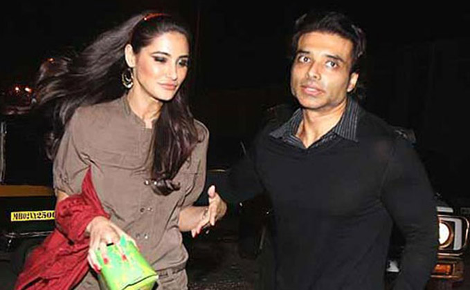 Hot Scoop: Nargis Fakhri Leaves For NYC Post Break-Up With Uday Chopra!