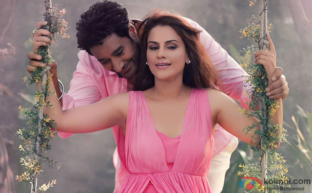 Harbhajan Mann and Harshdeep Kaur in a 'Mere Vich Teri' song still from movie 'Saadey CM Saab'
