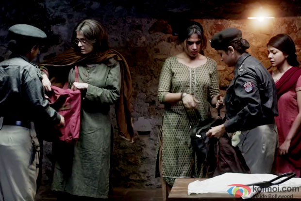 Aishwarya Rai Bachchan and Richa Chadda in a still from Sarbjit