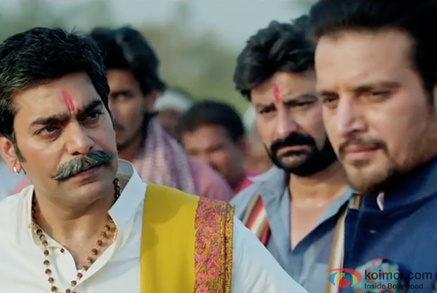 Ashutosh Rana and Jimmy Sheirgill in a still from Shorgul
