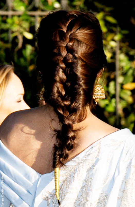 Sonam Kapoor's 'Golden Jhumkas' Stole The Show At amfAR Gala