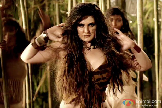 Khallas Song From Veerappan | Zareen Khan Kills With Her Hot Moves