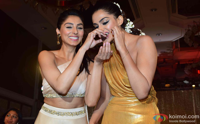 Sonam Kapoor celebrates her birthday during the Pernia Qureshi's fashion show
