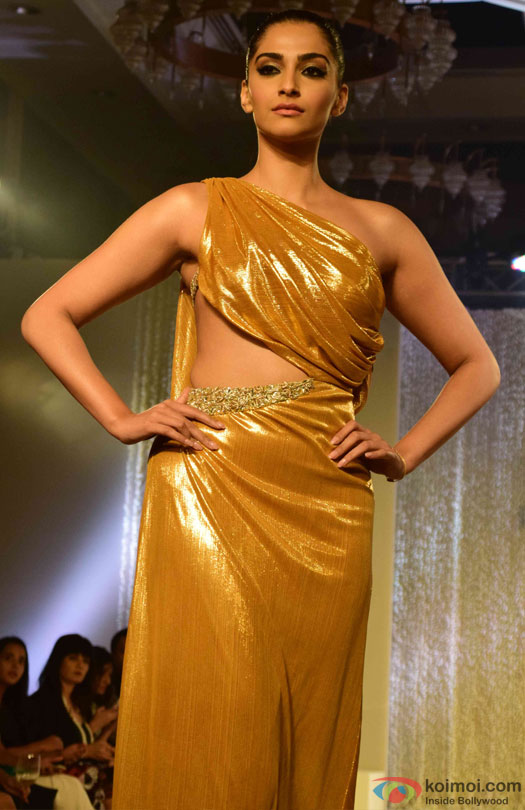 Birthday Girl Sonam Kapoor turns showstopper for Pernia Qureshi's fashion show