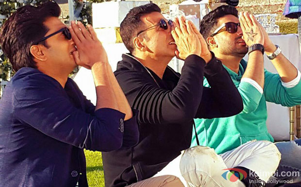 Riteish Deshmukh, Akshay Kumar and Abhishek Bachchan in a still from movie 'Housefull 3'