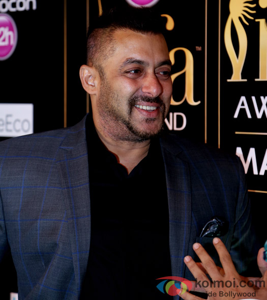 Salman Khan at Videocon d2h IIFA Rocks 2016 in Madrid 