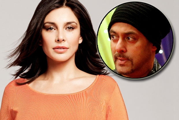 Lisa Ray takes a dig at Salman Khan