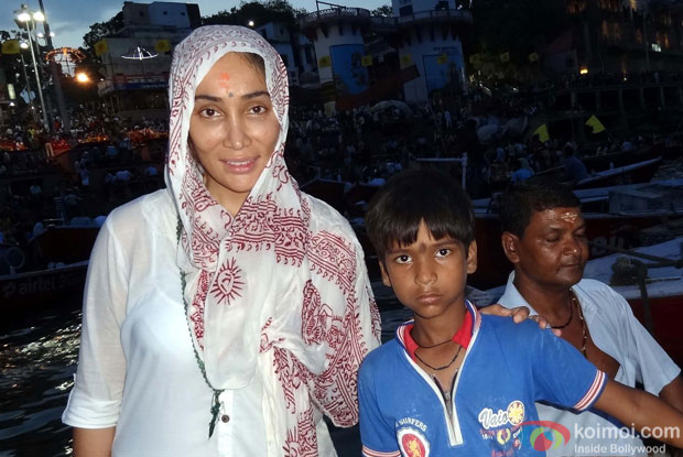 Sofia Hayat went to Varanasi on Spiritual Trip