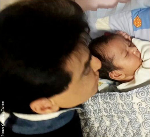 Jeetendra with Tusshar Kapoor's baby Laksshya Kapoor