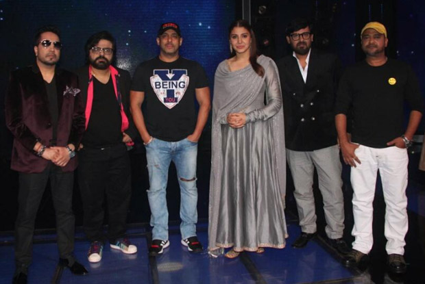Salman Khan & Anushka Sharma During the Promote of Sultan on the sets of Sa Re Ga Ma Pa!