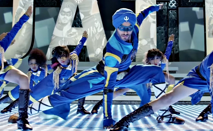 A Flying Jatt - Title Track 