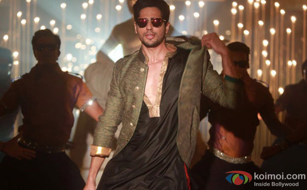 Check Out Sidharth Malhotra's New Still From Kaala Chashma Song | Baar Baar Dekho