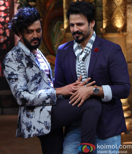 Ritesh Deshmukh and Vivek Oberoi on the sets of Comedy Nights Bachao